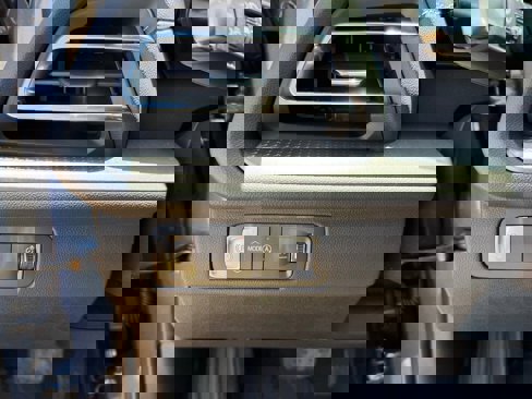 New 2026 Chevrolet Traverse LT w/ Enhanced Driving Package image 20
