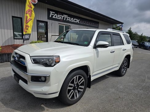 Used 2018 Toyota 4Runner Limited image 1