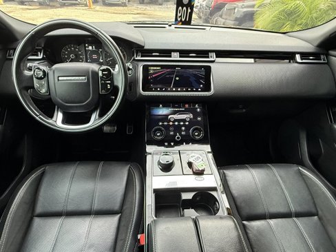 Used 2020 Land Rover Range Rover Velar R-Dynamic S image 16