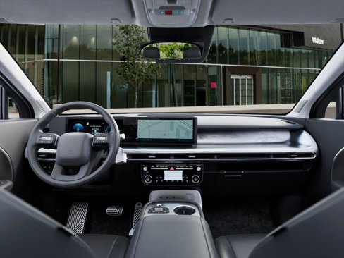 New 2026 Hyundai Ioniq 9 Calligraphy image 12