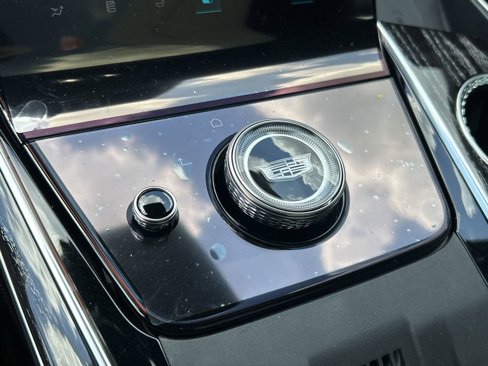 New 2026 Cadillac Escalade IQL Luxury image 28