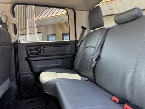 Used 2020 RAM 1500 Tradesman w/ Chrome Appearance Group image 35