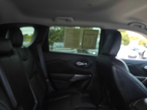 Used 2022 Jeep Cherokee Latitude Lux image 12