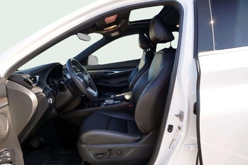 Used 2024 INFINITI QX55 Luxe image 17