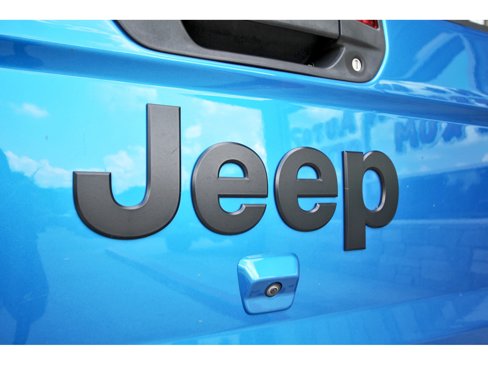 Used 2023 Jeep Gladiator Sport image 35