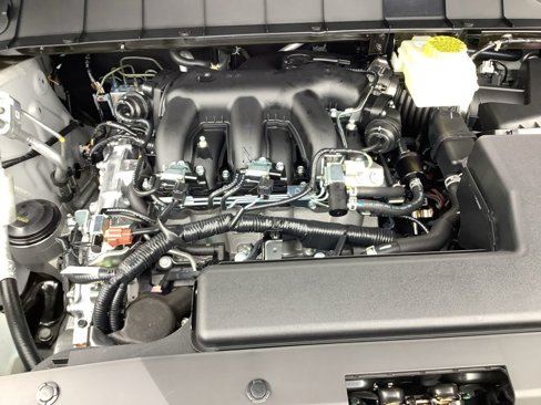 New 2025 Nissan Pathfinder Platinum image 9