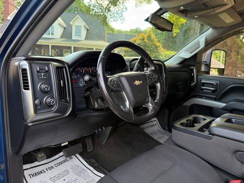 Used 2018 Chevrolet Silverado 1500 LT w/ All Star Edition image 42