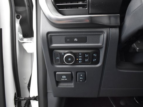 New 2025 Ford F150 Lariat w/ Equipment Group 502A High image 12