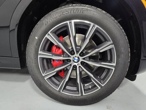 New 2026 BMW X6 xDrive40i image 8