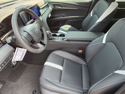 New 2026 Toyota Camry SE image 9