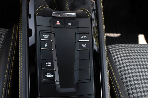 Used 2020 Porsche 718 Cayman GT4 image 50