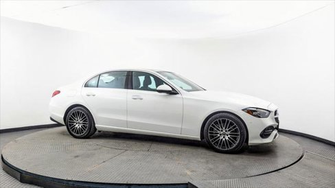 Used 2024 Mercedes-Benz C 300 Sedan image 11