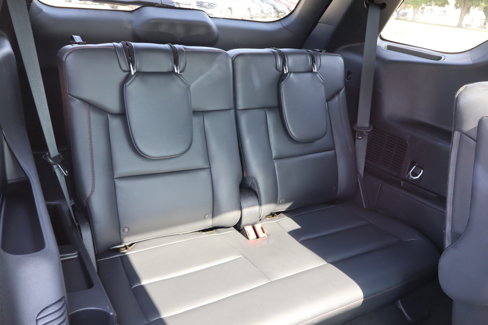 Used 2025 Ford Explorer ST image 13