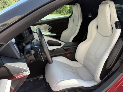 Used 2022 Chevrolet Corvette Stingray Preferred Cpe w/ Body-Color Dual Roof Package image 37