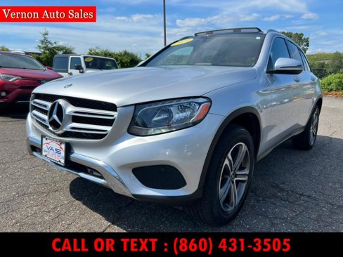 Used 2019 Mercedes-Benz GLC 300 4MATIC image 1