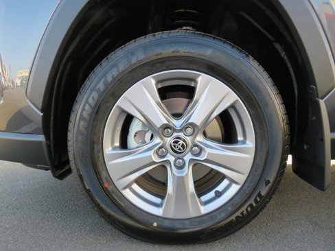 New 2025 Toyota RAV4 LE image 6