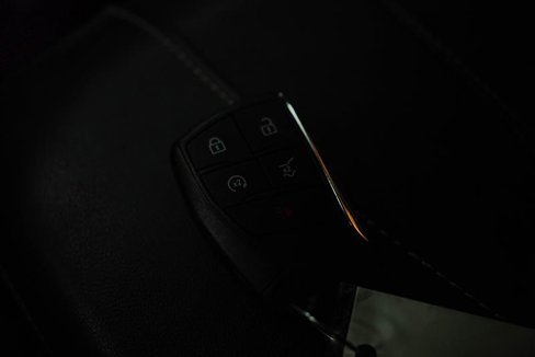 Used 2025 GMC Acadia Elevation image 24