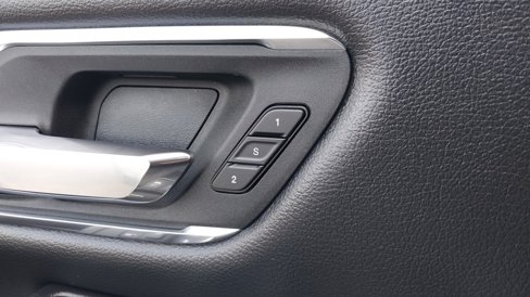 Used 2025 RAM 1500 Laramie image 32