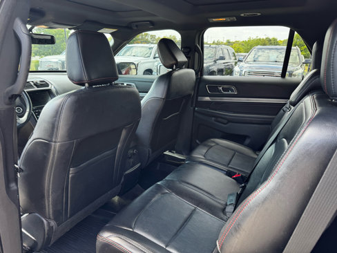 Used 2018 Ford Explorer Sport image 13