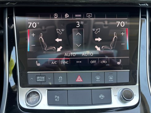 New 2025 Audi Q8 Premium image 18
