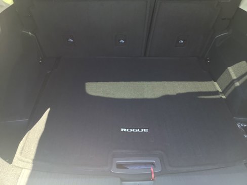 New 2025 Nissan Rogue SV w/ SV Premium Package image 17