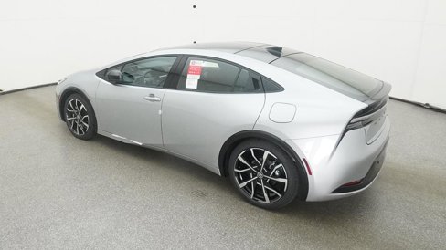 New 2025 Toyota Prius XLE image 12