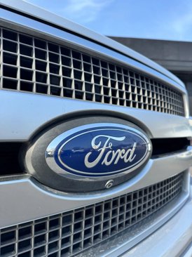 Used 2019 Ford F150 Platinum w/ Equipment Group 701A Luxury image 17