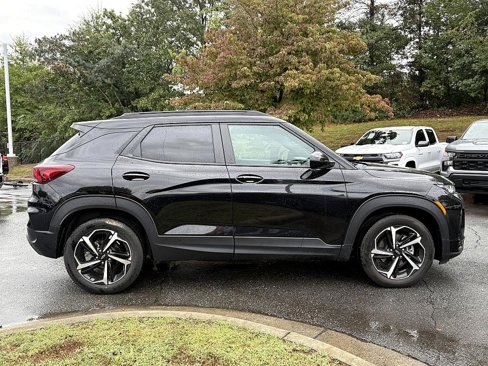 Used 2023 Chevrolet TrailBlazer RS w/ Sun and Liftgate Package image 6
