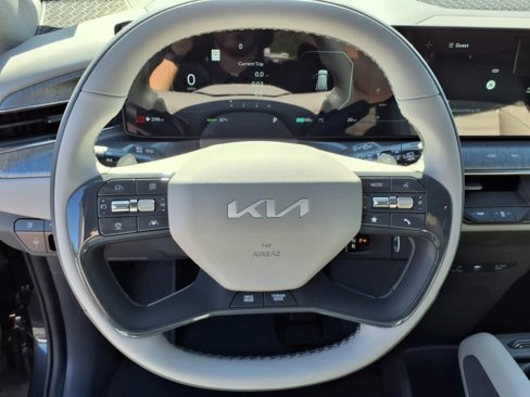 New 2026 Kia EV9 Land image 18