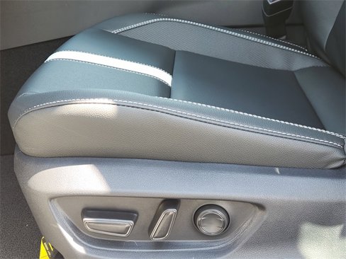 New 2026 Toyota Camry SE image 18