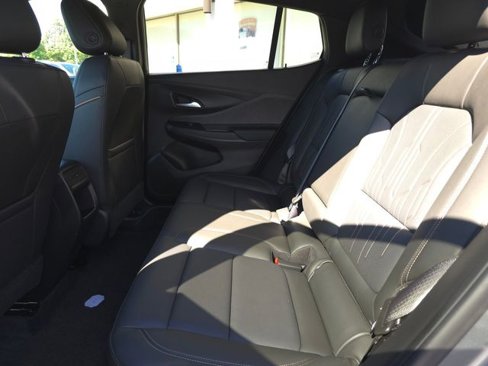 Used 2024 Buick Envista Avenir image 19