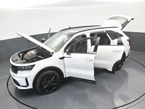 Used 2023 Kia Sorento SX image 70
