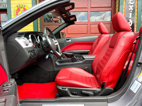 Used 2006 Ford Mustang GT Premium image 23