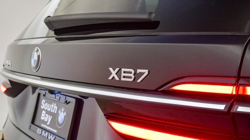 New 2026 BMW ALPINA XB7 image 16