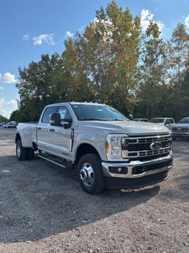 New 2026 Ford F350 XLT image 1