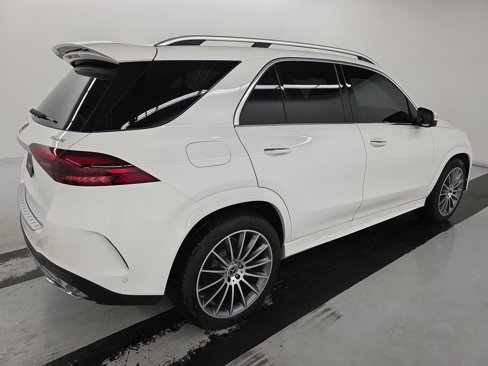 Used 2024 Mercedes-Benz GLE 450 4MATIC image 6