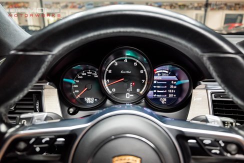 Used 2018 Porsche Macan Turbo image 16