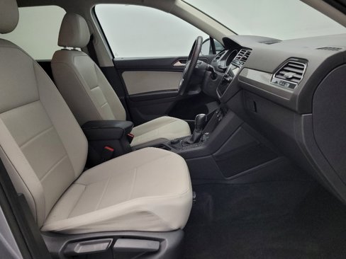 Used 2021 Volkswagen Tiguan SEL image 21