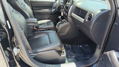Used 2016 Jeep Compass High Altitude image 13