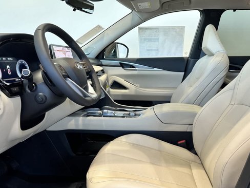 New 2025 INFINITI QX60 Luxe w/ Vision Package image 13