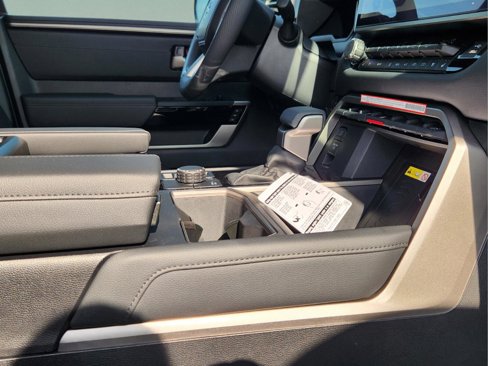 New 2025 Toyota Tundra Limited image 14