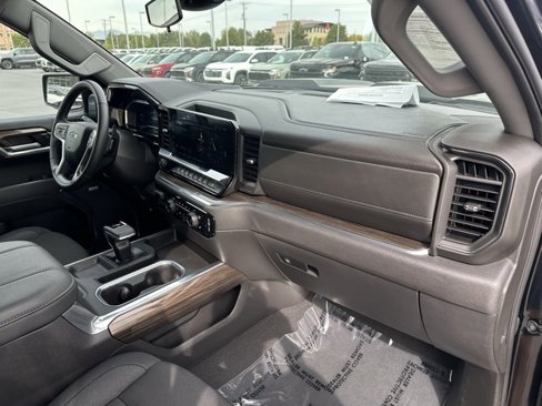 Certified 2025 Chevrolet Silverado 1500 LT Trail Boss w/ Convenience Package II image 21