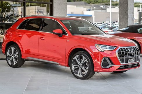 Used 2021 Audi Q3 2.0T Premium Plus w/ Premium Plus Package image 4