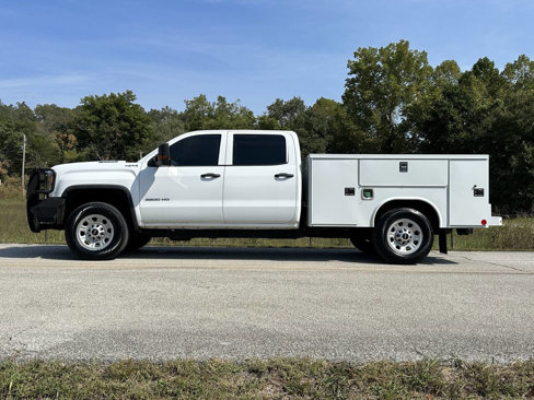 Used 2018 GMC Sierra 3500 4x4 Crew Cab w/ Sierra Convenience Package image 3