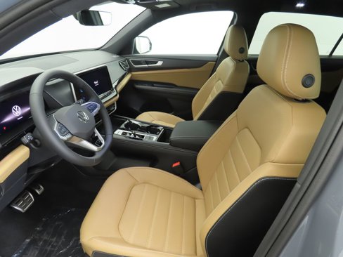 New 2026 Volkswagen Atlas Cross Sport SEL R-Line image 19
