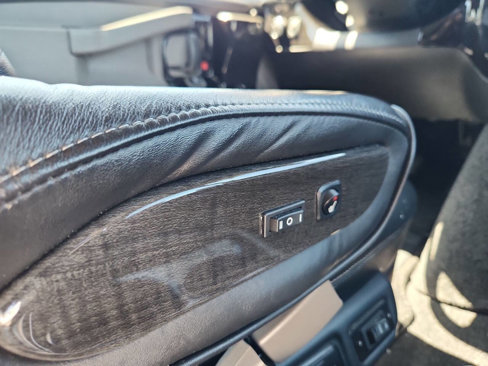 Used 2019 Chevrolet Express 2500 Extended w/ Enhanced Convenience Package image 33