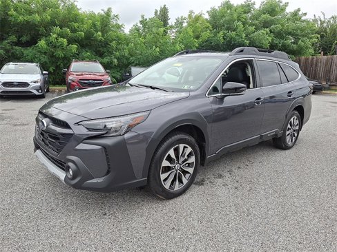Certified 2025 Subaru Outback Limited w/ Popular Package #2 image 4
