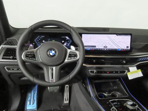 New 2026 BMW X7 M60i image 18