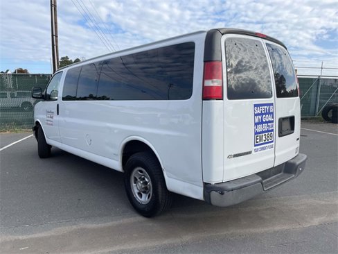 Used 2017 Chevrolet Express 3500 LT w/ LT Preferred Equipment Group image 3