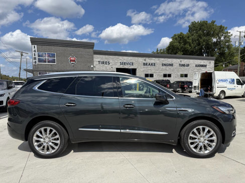 Used 2020 Buick Enclave Premium w/ Sun and Sites Package image 7